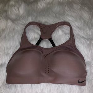Nike sportsbra